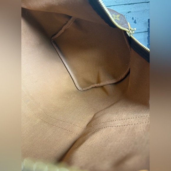 Louis Vuitton Keepall 45 brown monogram canvas leather travel duffle bag - Picture 9 of 12